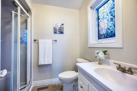 25 Shelley Drive Kawartha Lakes ON K0M 2C0