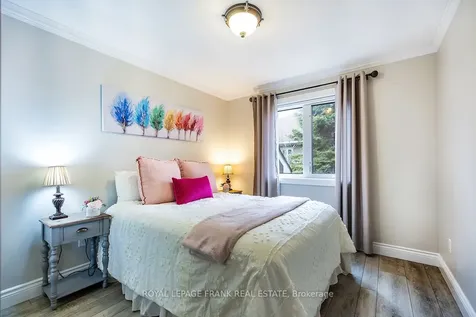 25 Shelley Drive Kawartha Lakes ON K0M 2C0