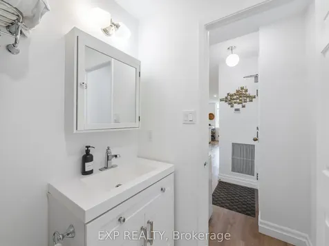 36 James Street S Hamilton ON L8P 4W4
