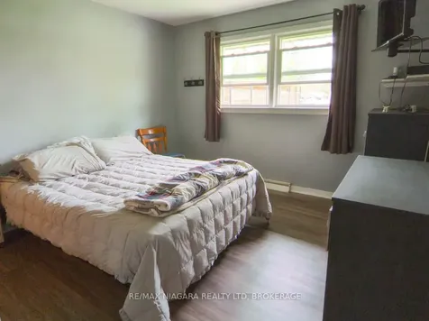 6774 Glendoone Street Niagara Falls ON L2J 1G2