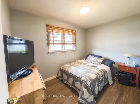 6774 Glendoone Street Niagara Falls ON L2J 1G2