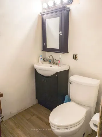 6774 Glendoone Street Niagara Falls ON L2J 1G2