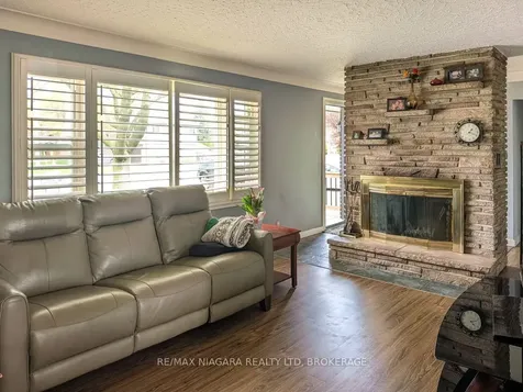 6774 Glendoone Street Niagara Falls ON L2J 1G2