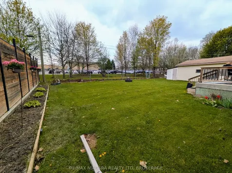 6774 Glendoone Street Niagara Falls ON L2J 1G2