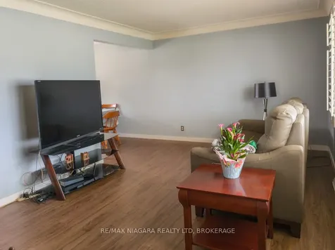6774 Glendoone Street Niagara Falls ON L2J 1G2
