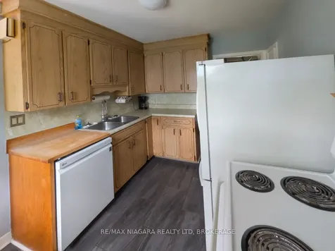 6774 Glendoone Street Niagara Falls ON L2J 1G2