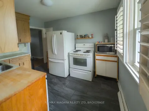 6774 Glendoone Street Niagara Falls ON L2J 1G2