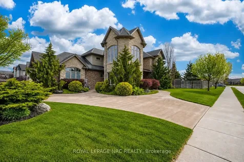 8479 Forestview Boulevard Niagara Falls ON L2H 0B2