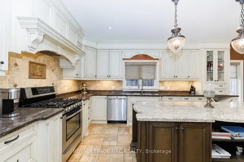 8479 Forestview Boulevard Niagara Falls ON L2H 0B2
