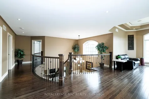 8479 Forestview Boulevard Niagara Falls ON L2H 0B2