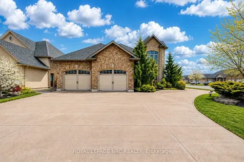 8479 Forestview Boulevard Niagara Falls ON L2H 0B2