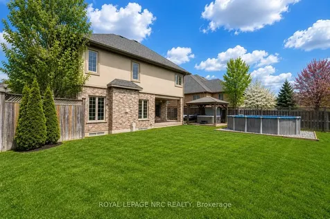 8479 Forestview Boulevard Niagara Falls ON L2H 0B2
