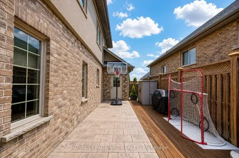 8479 Forestview Boulevard Niagara Falls ON L2H 0B2