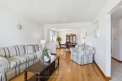 267 Greencedar Drive Hamilton ON L9C 6S2