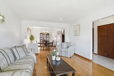 267 Greencedar Drive Hamilton ON L9C 6S2