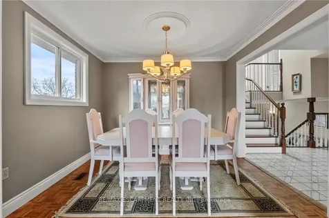 14 Indian Crescent Hamilton ON L8V 4V6
