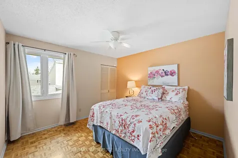 29C Varley Drive Kanata ON K2K 1G4