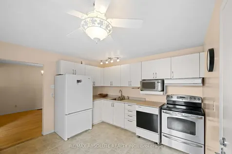 29C Varley Drive Kanata ON K2K 1G4