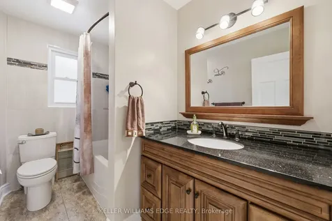 74 Graham Avenue S Hamilton ON L8K 2M1