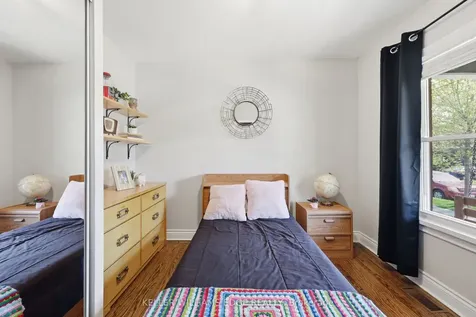74 Graham Avenue S Hamilton ON L8K 2M1
