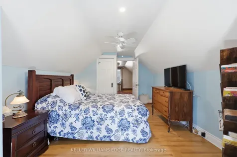 74 Graham Avenue S Hamilton ON L8K 2M1