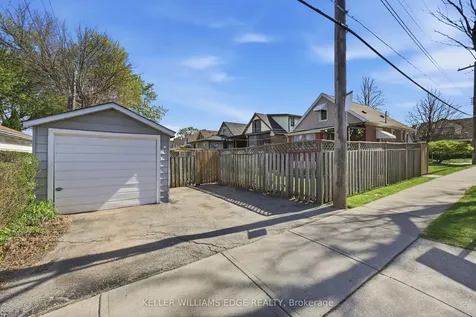 74 Graham Avenue S Hamilton ON L8K 2M1
