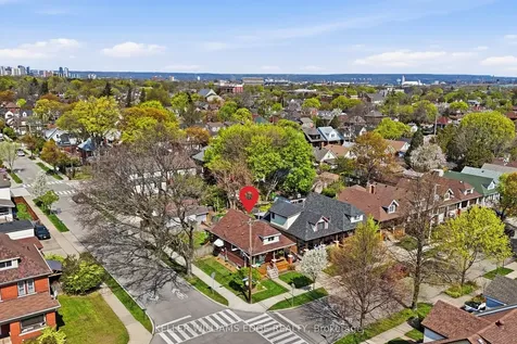 74 Graham Avenue S Hamilton ON L8K 2M1