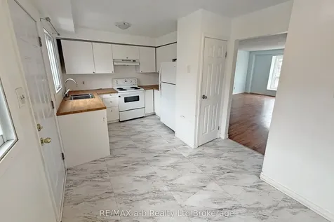 394 Springbank Avenue N Woodstock ON N4T 1L1