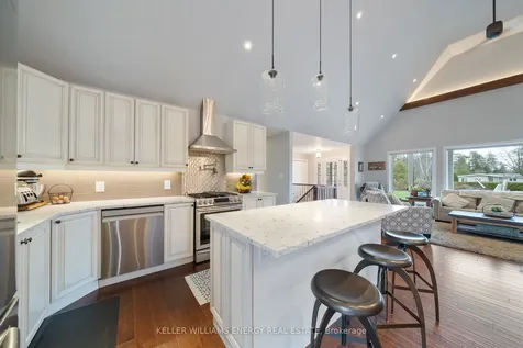 20 Lagoon Drive Kawartha Lakes ON K0M 1N0