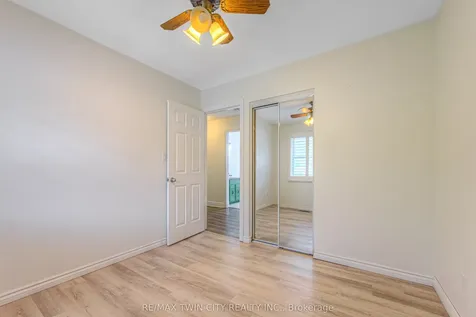 18 Gilston Parkway Brant ON N3L 3K6