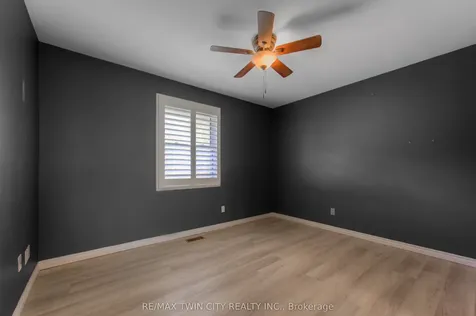 18 Gilston Parkway Brant ON N3L 3K6