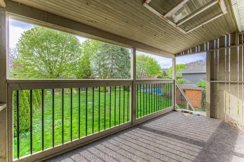 18 Gilston Parkway Brant ON N3L 3K6