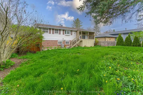 18 Gilston Parkway Brant ON N3L 3K6