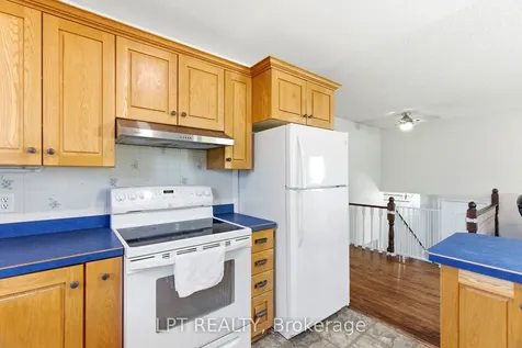168 Ann Street North Middlesex ON N0M 2K0