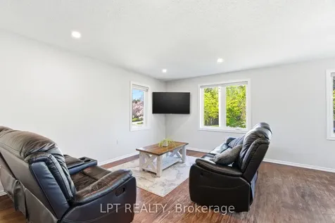168 Ann Street North Middlesex ON N0M 2K0