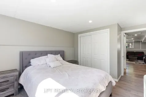 168 Ann Street North Middlesex ON N0M 2K0