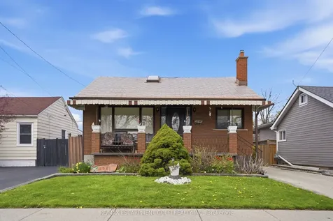 105 Tolton Avenue Hamilton ON L8H 5N7