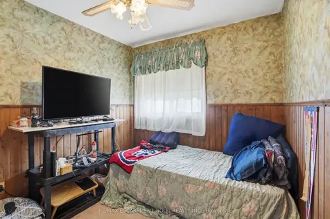 105 Tolton Avenue Hamilton ON L8H 5N7