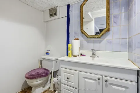 105 Tolton Avenue Hamilton ON L8H 5N7