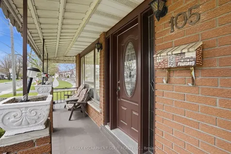 105 Tolton Avenue Hamilton ON L8H 5N7