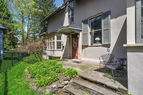 64 Jerseyville Road W Hamilton ON L9G 1A2