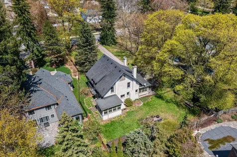 64 Jerseyville Road W Hamilton ON L9G 1A2
