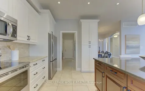 414 Zeller Drive Waterloo ON N2A 0C7