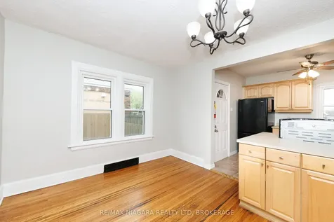 5015 Fifth Avenue Niagara Falls ON L2E 4S6