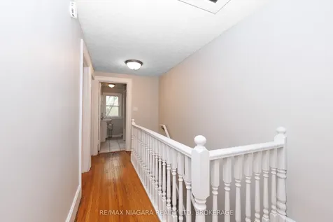 5015 Fifth Avenue Niagara Falls ON L2E 4S6
