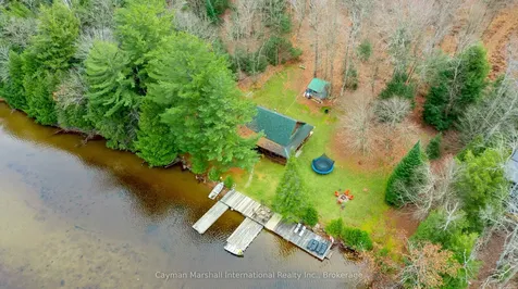 30 Mcvittie Island Bracebridge ON P1L 1W8