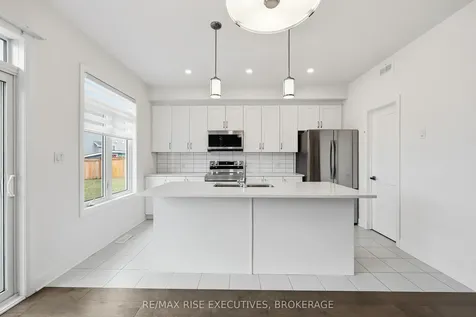 1406 Tulip Drive Kingston ON K7P 0S4