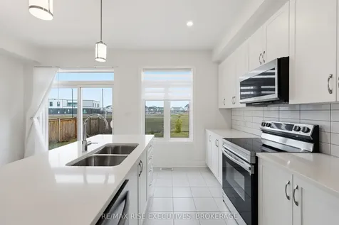 1406 Tulip Drive Kingston ON K7P 0S4