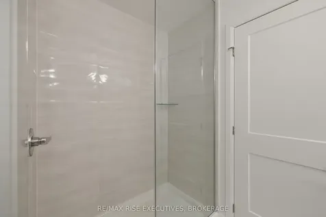 1406 Tulip Drive Kingston ON K7P 0S4