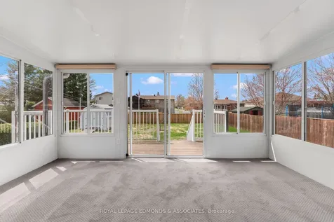 19 Algonquin Street Petawawa ON K8H 2B1